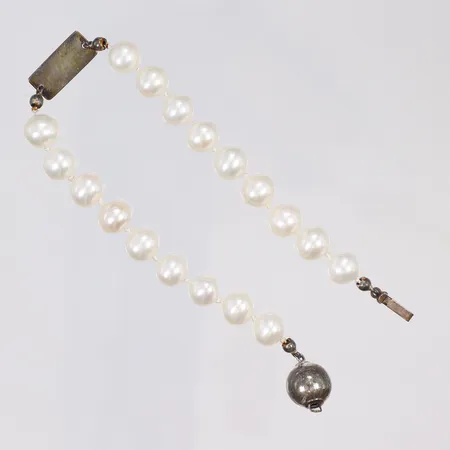 Armband med pärlor, längd 21cm, bredd 7mm, silver i lås, 925/1000 silver, bruttovikt Vikt: 12,5 g
