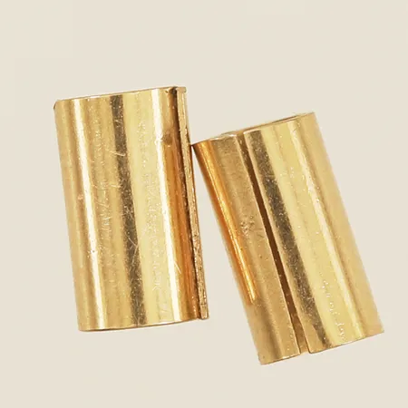 Två delar av collier 14K Vikt: 0,4 g