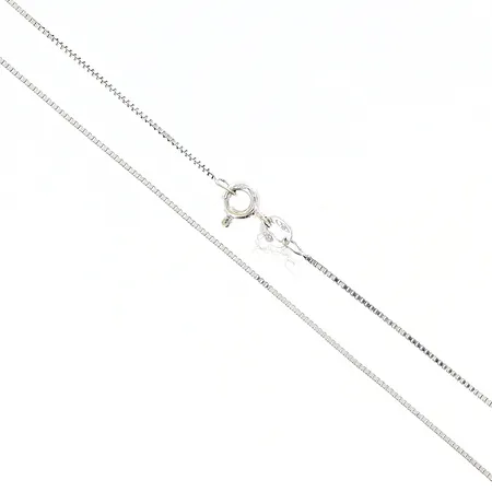 Kedja Venezia vitguld 37,5cm, bredd ca 1mm, skev, 18K Vikt: 1,8 g