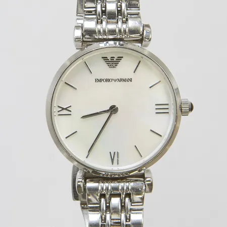 Damur Emporio Armani, nr 111602, pärlemor, går ej repigt glas, extra länkbit, etui, box