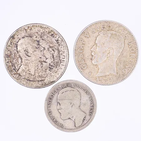 3 silvermynt svenska olika valörer silver 800/1000 Vikt: 36,9 g