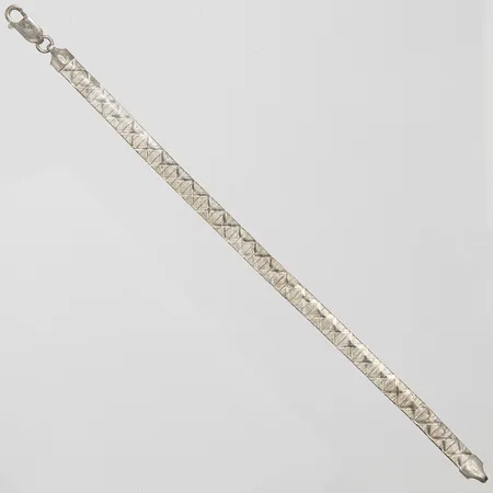 Armband längd 19cm, 925/1000 silver Vikt: 10,9g Vikt: 10,9 g