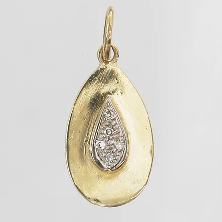 Hänge med diamanter 5xca0,01ct åttkantslipade, längd 29mm, bredd 12mm, 18K Vikt: 3,5 g