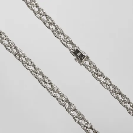 Collier flätad s-länk, längd 42,5cm, bredd 7,5mm, importstämpel, 835/1000 silver Vikt: 25,2g Vikt: 25,2 g