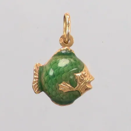 Hänge fisk grön emalj längd 2,3cm, bredd 16,1mm, 18K Vikt: 1,9 g