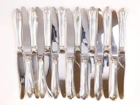 15 matknivar 20cm, silver 830/1000, bruttovikt 1018,4g Vikt: 1018,4 g