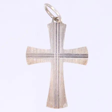 Hänge kors längd 5cm bredd 30mm ostämplat silver Vikt: 4,6 g