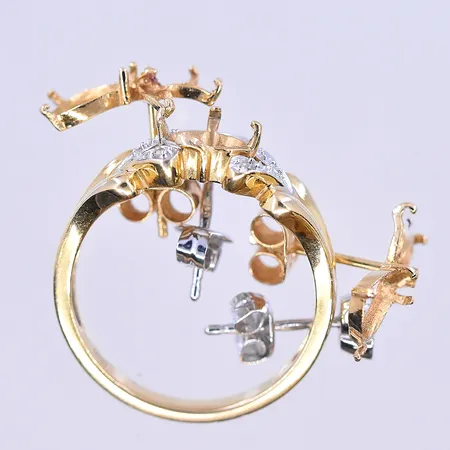 Diverse guld, 18K. Vikt: 4,7 g