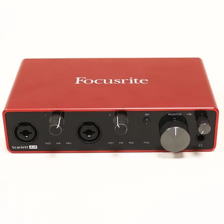 Ljudkort usb Focusrite Scarlett 4i4 generation 3, inga tillbehör.