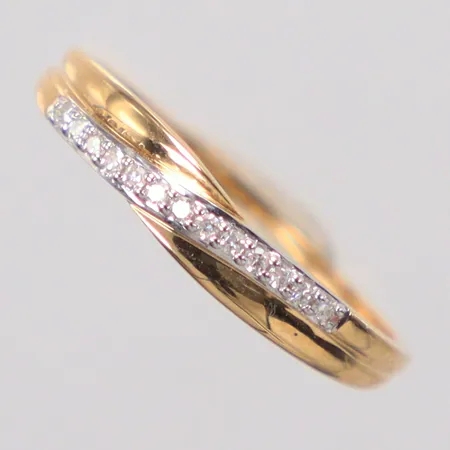 Ring diamanter 13x0,005ct stl:17mm 18k Vikt: 1,3 g