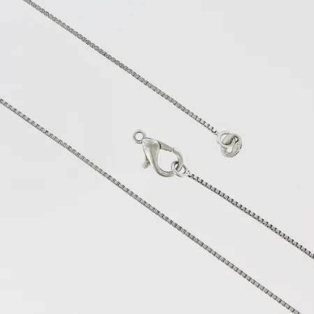 Kedja Venezia defekt lås, silver 925/1000 Vikt: 2,4 g