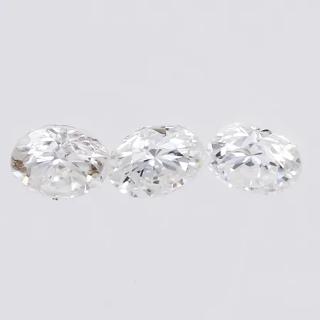 Lösa diamanter ca 3 x 0,10ct TCR/VS-Si Vikt: 0 g