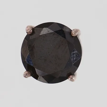 Udda örhänge troligen facettslipad onyx ca Ø10mm silver 925/1000 Vikt: 2,6 g