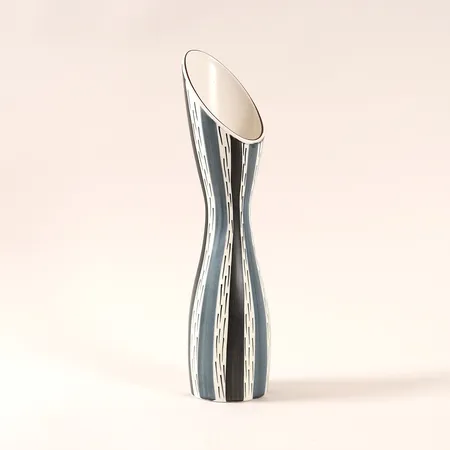 Vas Stig Lindberg Jubileumsvas, KFS 100 år, porslin, höjd 29cm, smärre slitage. 