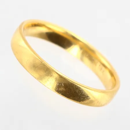 Ring slät stl:20¼ bredd 4mm, BÖS, 18K Vikt: 4,9 g