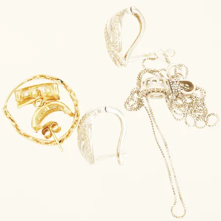 Diverse guld defekta 18K Vikt: 9,9 g