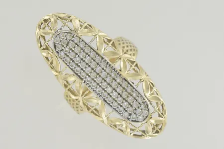 Ring med stenar, Ø 19 mm, höjd 36,7 mm, lite ojämn skena,14K Vikt: 5 g