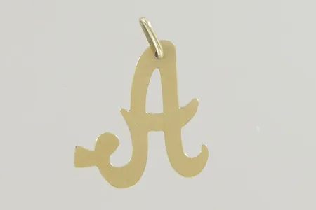 Hänge A längd 2,5 cm bredd 1,8 cm, 14K Vikt: 0,7 g