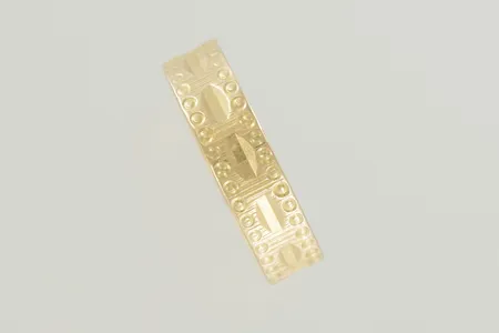 Ring stl: 18 mm, bredd 5 mm, lite ojämn, 21K Vikt: 1,9 g