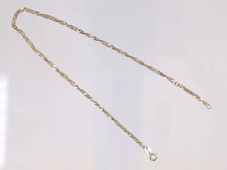 Fotlänk Singapore längd 24,5cm, bredd 2mm, defekt länkdel, 18K Vikt: 2,5 g