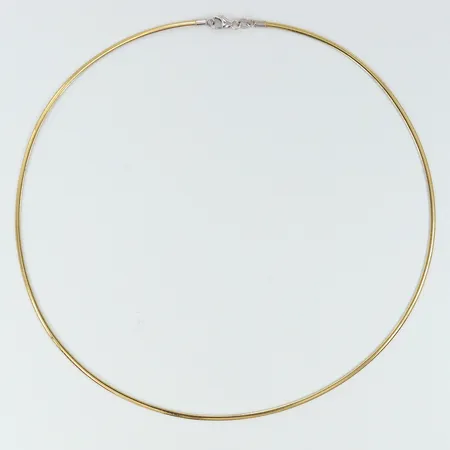 Halvstelt collier vitguld/gulguld längd 45cm bredd 2mm 18K Vikt: 9 g