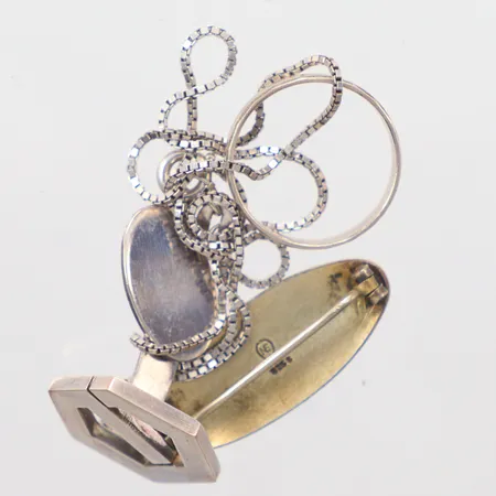 Parti smyckessilver, kedja, ring, manschettknapp, brosch med emalj, silver 830/1000 Vikt: 13,7 g