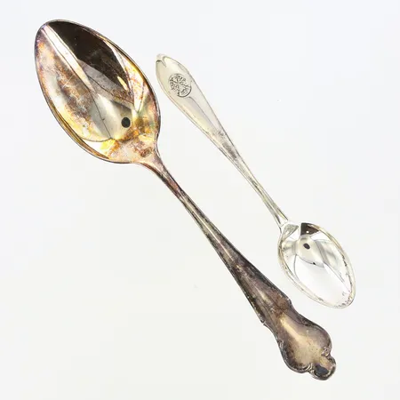 Bestick, 1 tesked, 1 bordssked, längd: 17,4cm, 12cm, 830/1000 silver  Vikt: 47,9 g