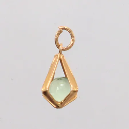 Hänge längd 1,5cm, bredd 8,8mm, månadssten April, 18K Vikt: 0,7 g