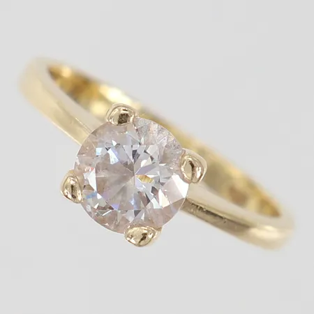 Ring vit sten stl:15¼ bredd 2-6mm 14K Vikt: 2,8 g