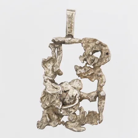 Hänge Christina Lundeberg-Bergholm Uppsala, längd 62mm, bredd 34mm, år 1970, silver 830/1000 Vikt: 28,9 g