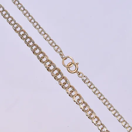 Collier doserad Bismarck längd 44,5 cm, bredd 3-5 mm länk vid ögla skadad 18K. Vikt: 5,7 g