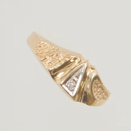 Ring stl:17 bredd 7mm 18K 2,6g.