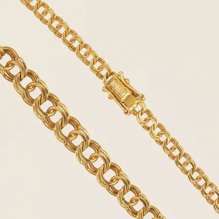 Collier doserad Bismarck längd 42cm, bredd 4-6,3mm 18K Vikt: 15,5 g