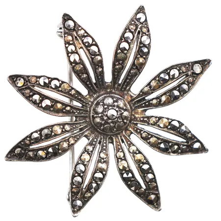 Brosch med markasiter, 35mm, 830/1000 silver Vikt: 6 g