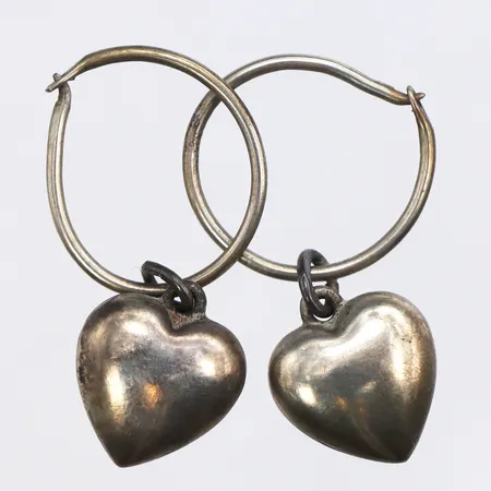 Ett par örhängen hjärtan 32mm, 835/1000 silver Vikt: 2,4 g