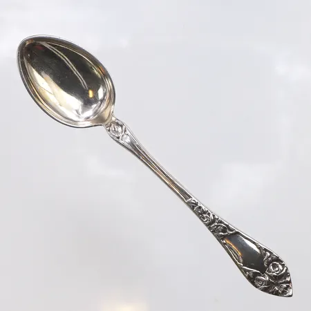 6 Kaffeskedar 12cm, 830/1000 silver Vikt: 75,3 g