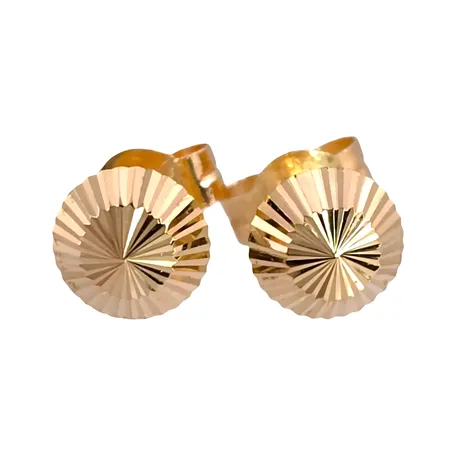 Örhängen, 18K guld, fasetterad modell, diameter 5 mm, fint skick Vikt: 0,5 g