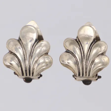Örhängen clips, längd 16mm, bredd 15mm, silver 830/1000  Vikt: 3,4 g