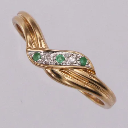 Ring, smaragder & diamanter 0,02ctv 8/8slipade, stl 16¾, kattfotstämpel, 18K Vikt: 1,7 g