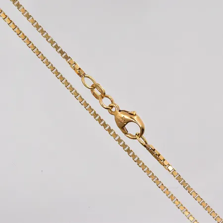 Kedja Venezia längd 70½cm, bredd 1mm, 18K. Vikt: 11,5 g