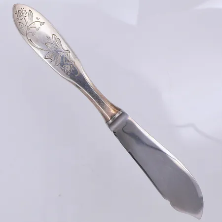 Ostkniv med stålblad modell Tornedal Mema år 1963, 16cm, 830/1000 silver Vikt: 33,7 g