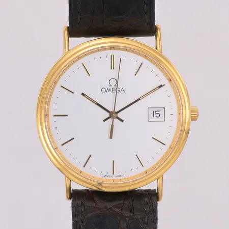 Herrur Omega datum quartz Ø33mm 18k, caliber 1530, läderband original, instruktionsbok, certifikat 2005, box, låda Vikt: 0 g