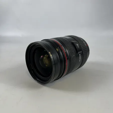 Objektiv Canon Zoom Lens EF 24-70mm 1:2.8 L USM, srn: 624996, saknar linsskydd, inga tillbehör. Ej funktionstestad. Vikt: 0 g Skickas med postpaket.