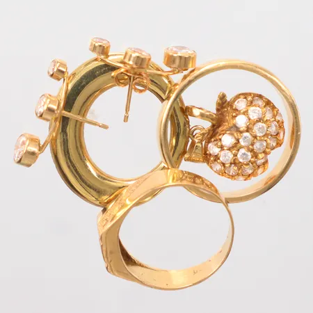 Diverse guld defekt gravyr 18k brutto Vikt: 11,5 g