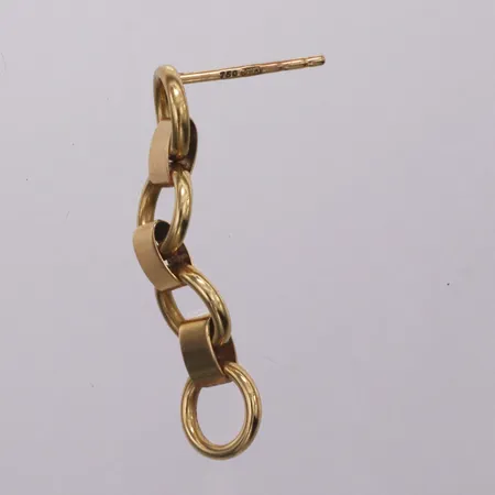 Udda örhänge GHA, längd ca 29mm, stift, saknar snurrebuss, 18K Vikt: 0,9g Vikt: 0,9 g