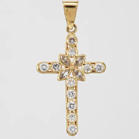 Hänge kors med vita stenar längd: ca 3,5cm bredd: ca 15mm 18K Vikt: 1,3 g