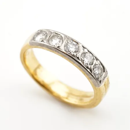 Ring m diamanter 5 st ca 0,10ct styck, stl 17½(55), bredd 4mm, 23k Vikt: 7,5 g