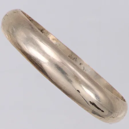 Armband stelt, öppningsbar´t Ø ca 55-60mm, slitage, defekt låsögla, vint, 830/1000 silver Vikt: 22,6 g