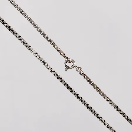 Kedja Venezia längd: ca 70cm bredd: ca 1mm silver 925/1000 Vikt: 22 g