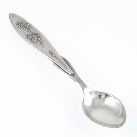 11 kaffeskedar Norrbotten Åkerbärsblomman 108mm, silver 830/1000 134,0g.